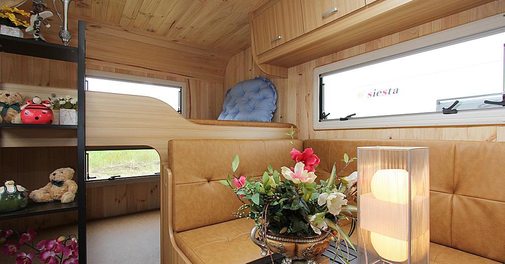 Siesta Caravan Гангнеунг Екстериор снимка